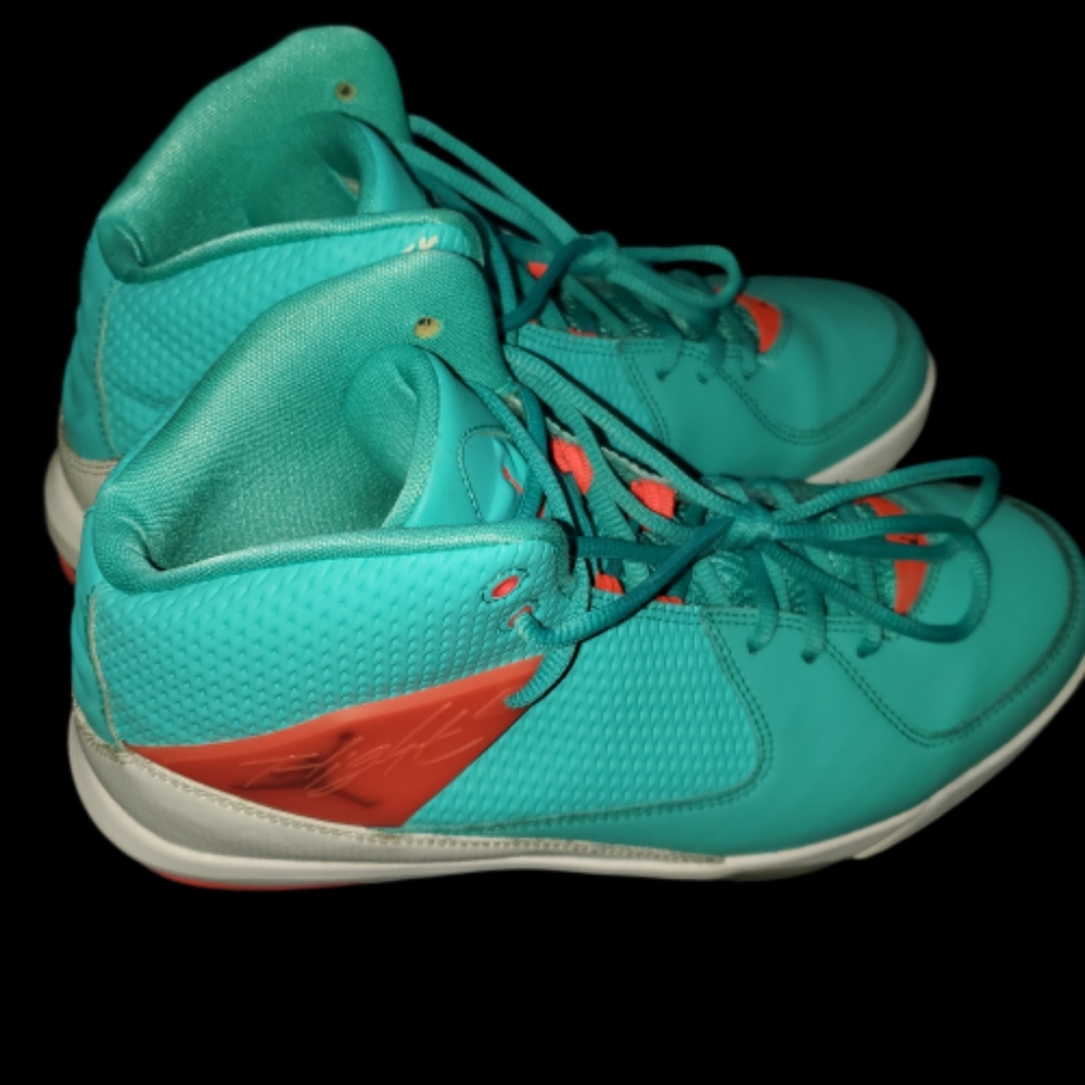 🤩Nike Teal & Orange Jordan Flight Hightops